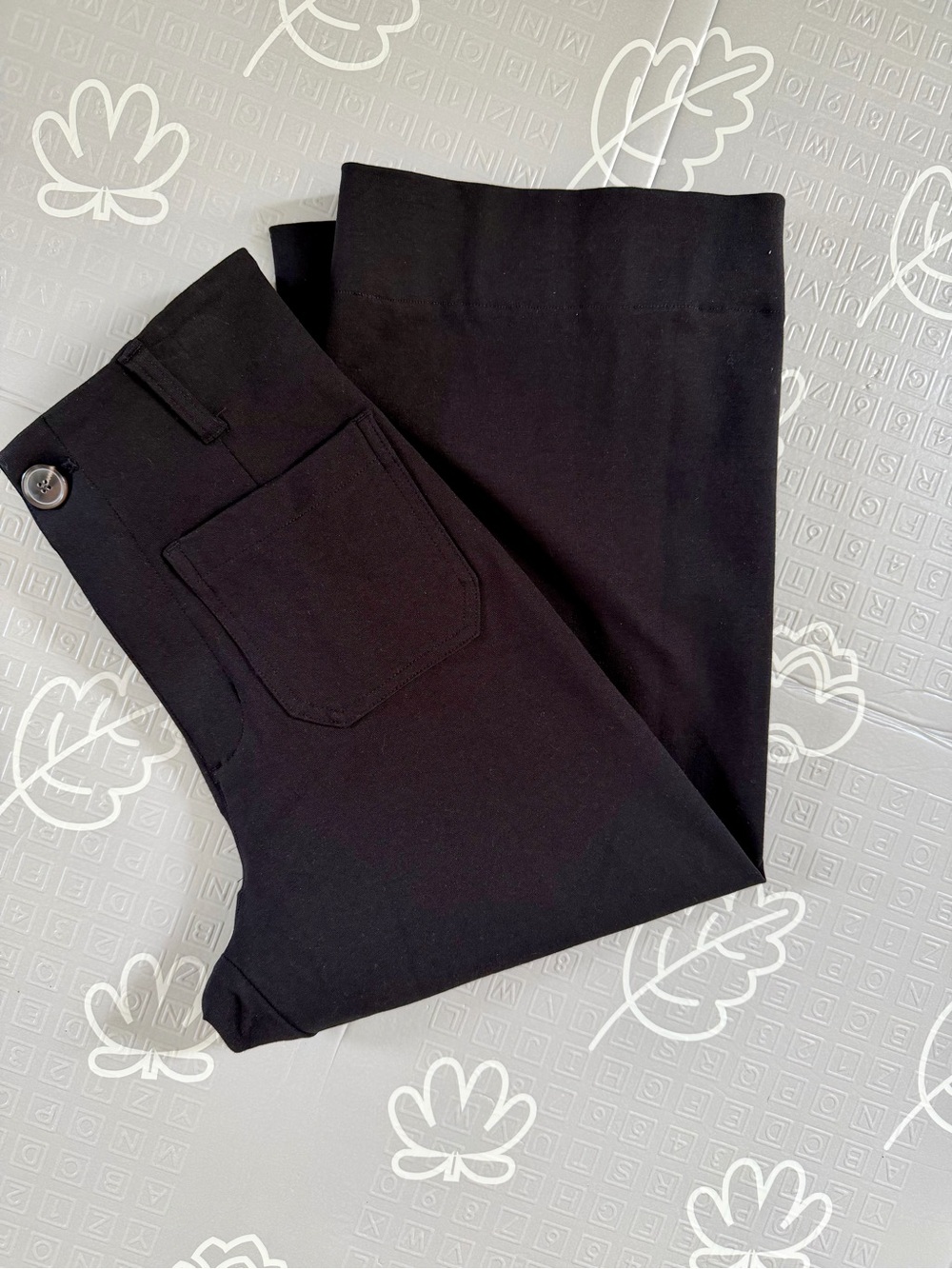 LC Lauren Conrad Black Women's Cropped Stretch Chinos